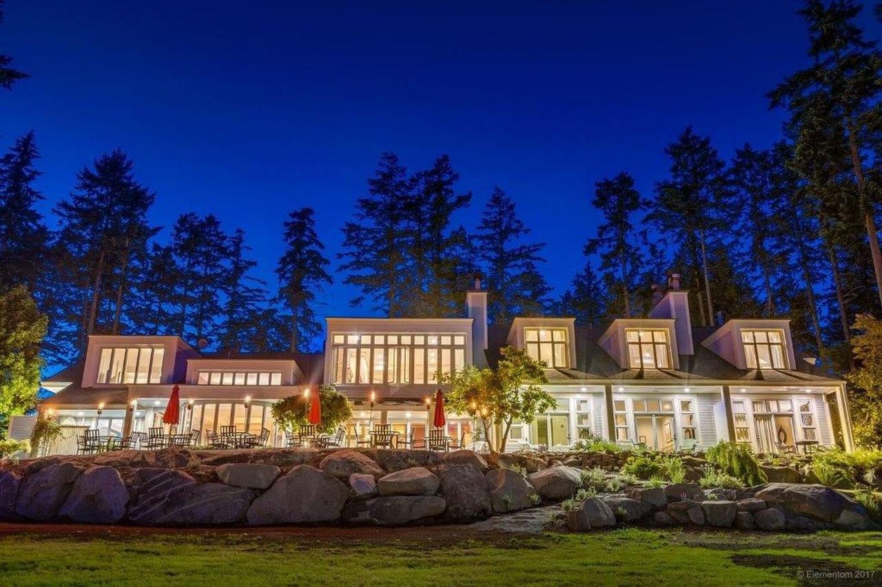 Woodstone Manor Inc. Hotel Sturdies Bay Eksteriør billede